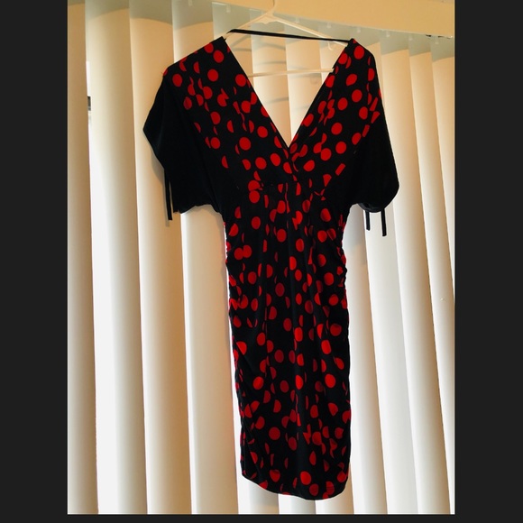 Short dress - Picture 2 of 8